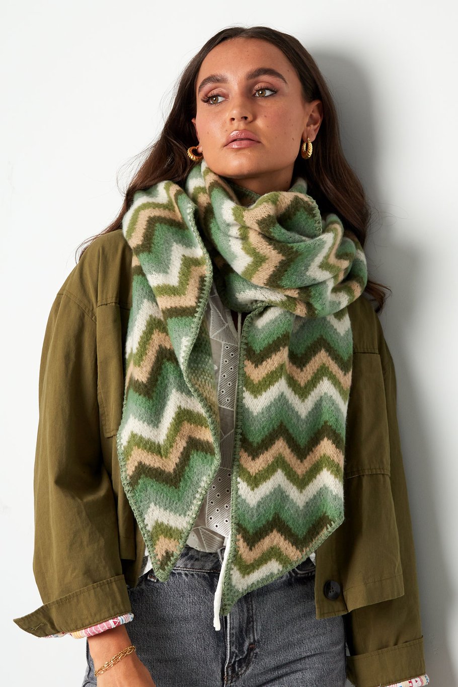 Scarf with zigzag print - green orange h5Picture3